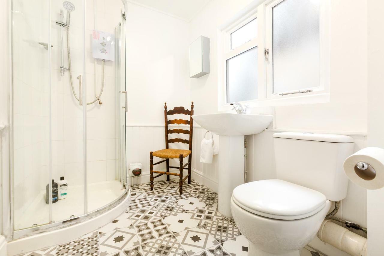 The Wonderland Townhouse - Alice In Wonderland 7Bdr Home Bath Eksteriør billede