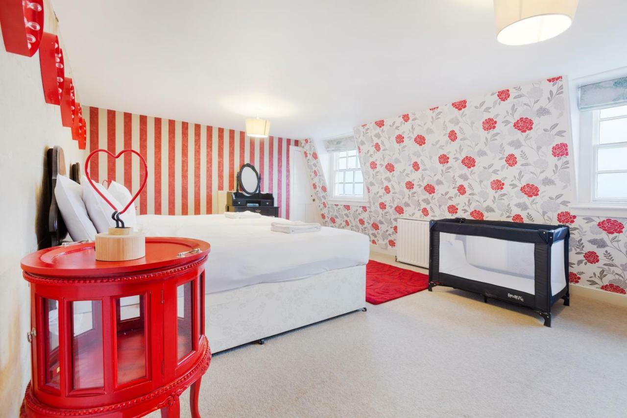The Wonderland Townhouse - Alice In Wonderland 7Bdr Home Bath Eksteriør billede